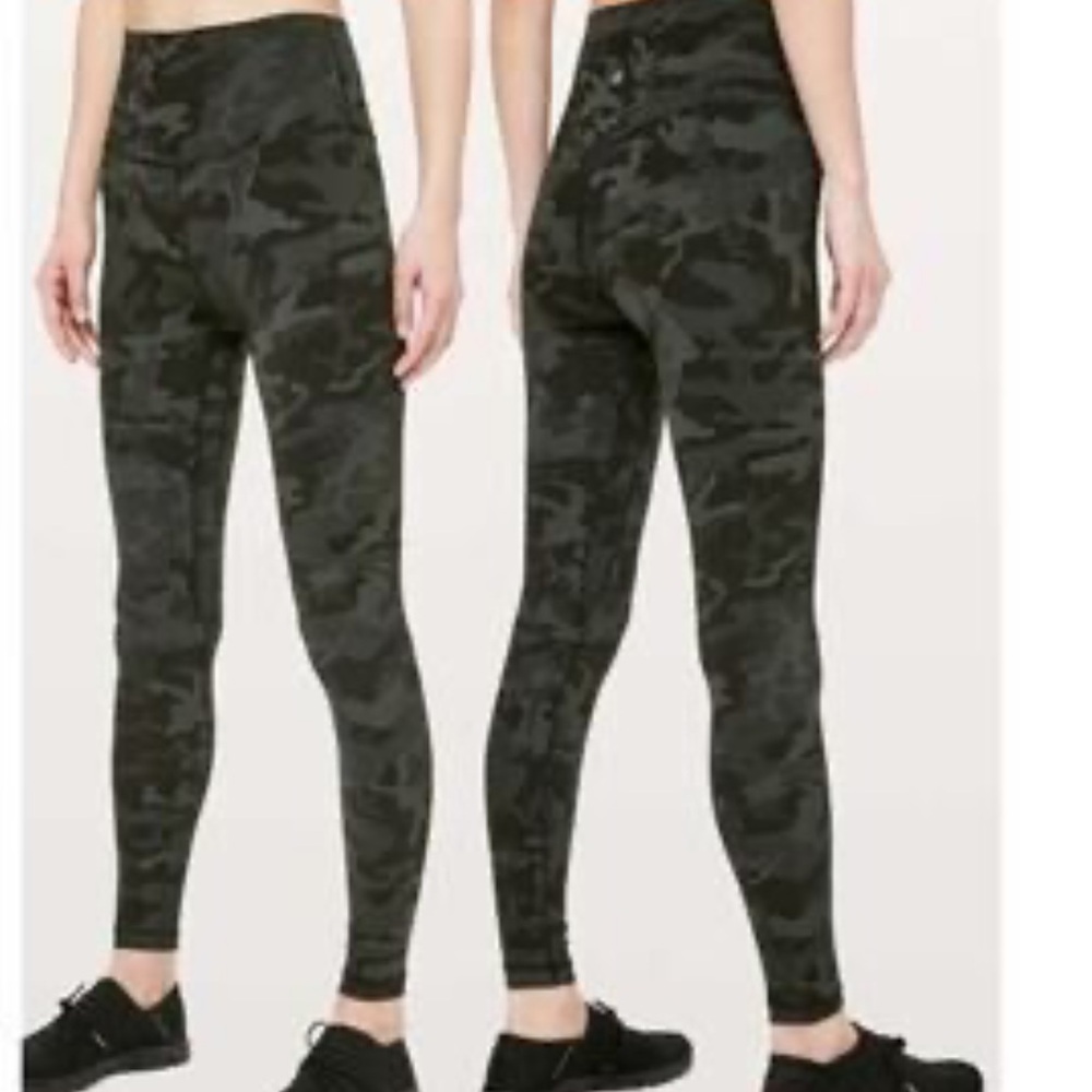 Lululemon Align Pant 28"' Heritage 365 Camo Dark Olive Multi, size 2 in EUC.